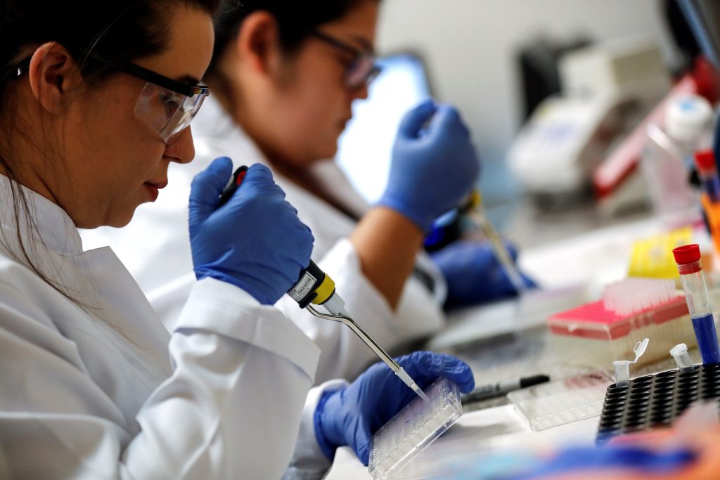 Εθνική Επιτροπή Εμβολιασμών: Το εμβόλιο της φυματίωσης δεν προστατεύει από κορωνοϊό