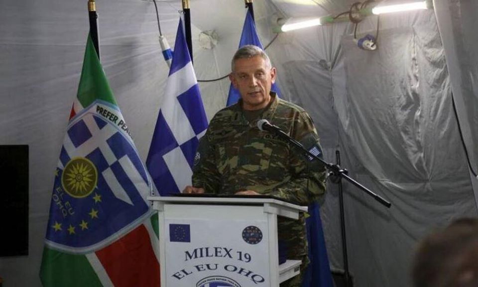 ΑΡΧΗΓΟΣ ΓΕΕΘΑ ΣΓΟΣ Κ. ΦΛΩΡΟΣ : Είναι τώρα η σειρά μας, η βάρδια μας στις πολεμίστρες, στις πολεμίστρες της ξηράς, της θάλασσας και του αέρα..
