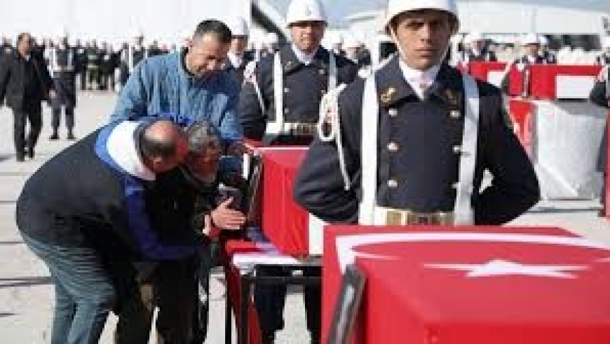 Πάνω από 36 Τούρκοι στρατιώτες σκοτώθηκαν και 2 ελικόπτερα καταρρίφθηκαν σε συγκρούσεις με PKK στο Ιράκ…