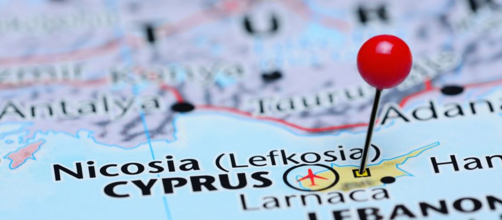 ARCO Δημήτρης Η ετικέτα «”Μπανανία ΚΥΠΡΟΣ»!