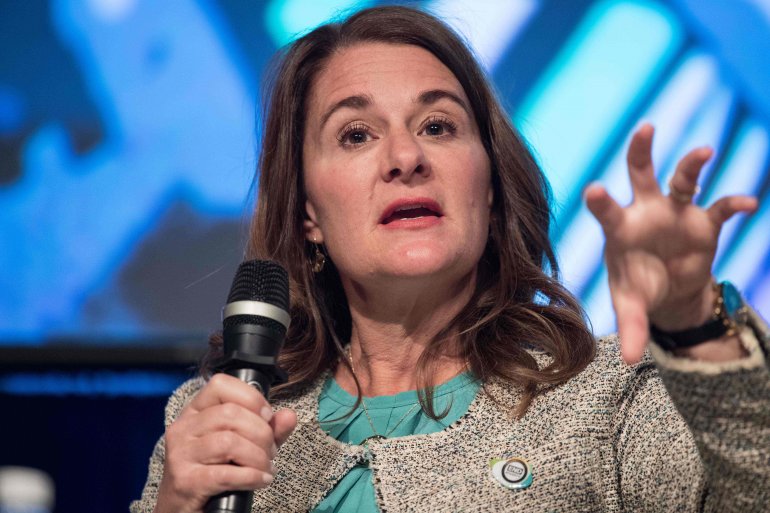 Ρατσίστρια η Melinda Gates.Θέλει να κάνει πειραματόζωα τους Μαύρους της Αμερικής: οι Μαύροι είναι οι πρώτοι που πρέπει να εμβολιαστούν μ’ εμβόλιο κατά covid19..