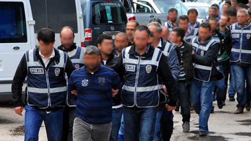 ΑΠΕΡΑΝΤΗ ΦΥΛΑΚΗ ΜΕ… 215 ΧΙΛΙΑΔΕΣ ΑΤΟΜΑ ΥΠΟ ΚΑΤΑΔΙΚΗ