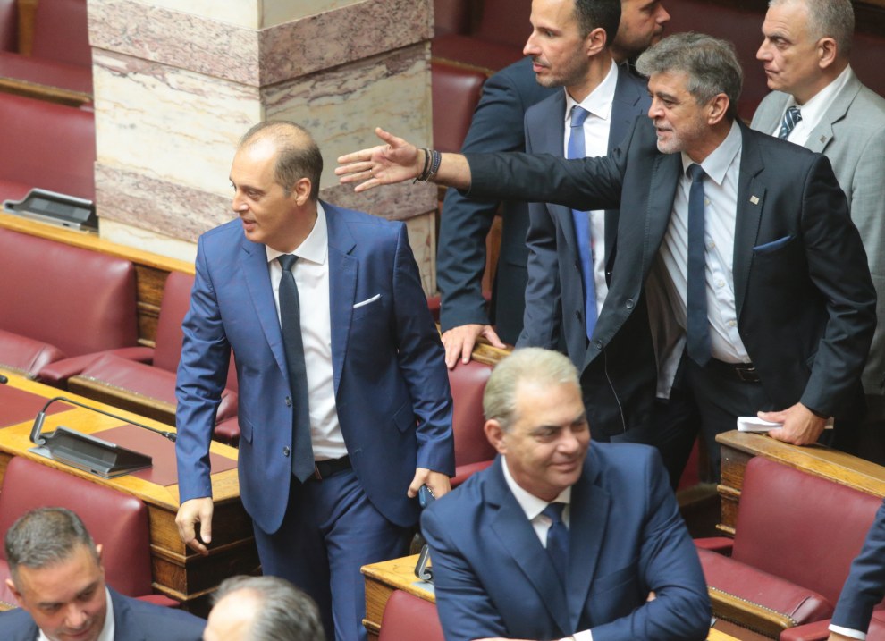ΥΠΟΠΤΕΣ ΚΑΡΑΜΠΟΛΕΣ ΣΤΗ ΔΙΚΑΙΟΣΥΝΗ – ΤΟ ΖΕΥΓΟΣ ΤΩΝ ΔΙΚΑΣΤΩΝ ΚΑΙ Η ΠΑΡΑΞΕΝΗ ΕΙΣΗΓΗΣΗ ΥΠΕΡ ΤΟΥ ΒΕΛΟΠΟΥΛΟΥ !