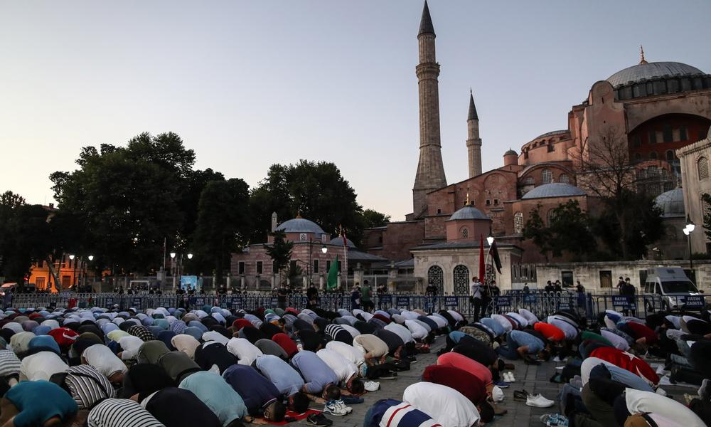 Πολεμικές ιαχές από την Άγκυρα: «Μετά την Αγία Σοφία στόχος μας είναι η Αθήνα»