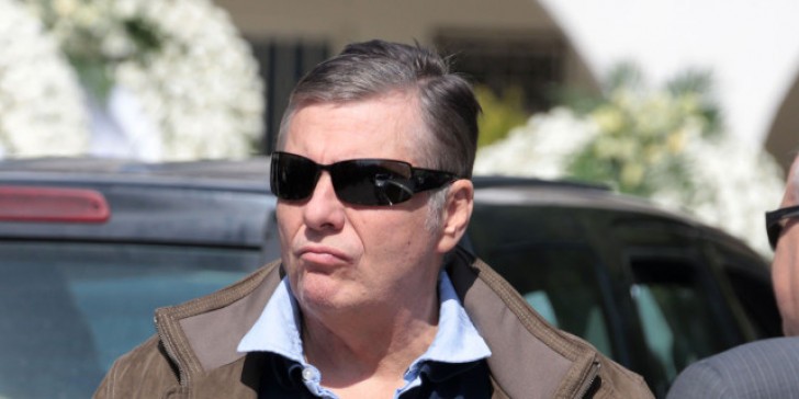 Γ. Τράγκας : Ιστορίες τρέλας σε αεροπλάνα που θυμίζουν την… Air Μπαχάλ!