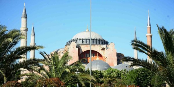 Κατακραυγή για την μετατροπή της Αγ. Σοφίας σε τζαμί- Τι λένε τα διεθνή ΜΜΕ