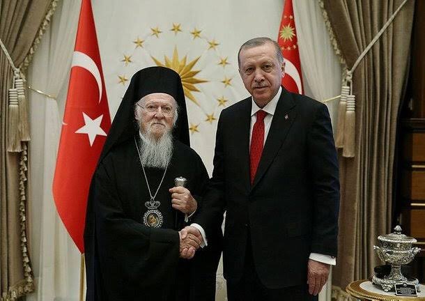 ΕΙΝΑΙ ΠΡΟΔΟΤΗΣ.ΠΡΟΣΚΥΝΗΜΕΝΟΣ Ο Βαρθολομαίος ευχαρίστησε τηλεφωνικά τον Ερντογάν…. για το άνοιγμα της Sümela μετά την αποκατάσταση.