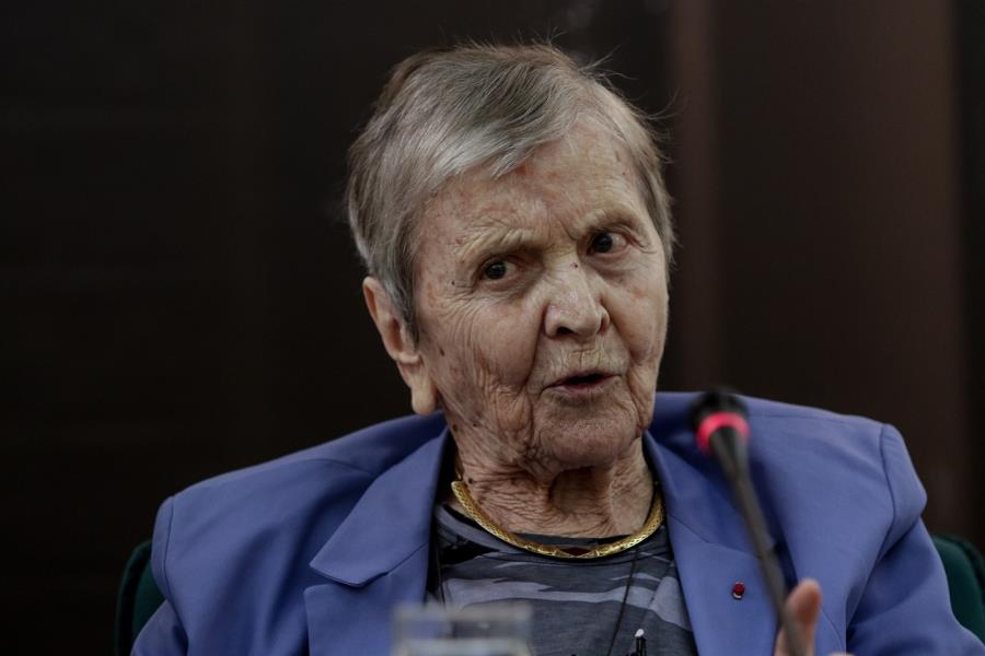 Ελ. Γλύκατζη – Αρβελέρ: Δεν θα εκπλαγώ αν ακούσω ότι τα ψηφιδωτά της Αγίας Σοφίας έχουν δακρύσει