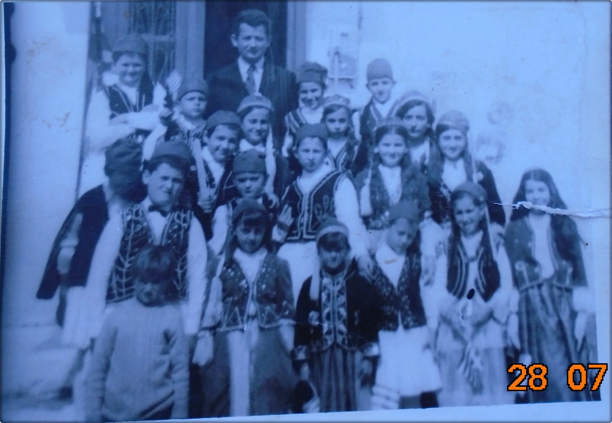 ΟΙ ΑΡΙΣΤΟΙ ΚΑΙ ΕΜΠΝΕΥΣΜΕΝΟΙ ΠΑΙΔΑΓΩΓΟΙ…