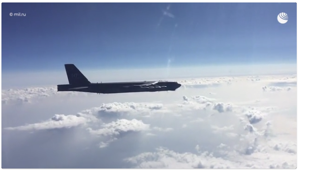 Τα Su-27 και Su-30 αναχαίτισαν τρία Αμερικανικά βομβαρδιστικά πάνω από τη Μαύρη Θάλασσα