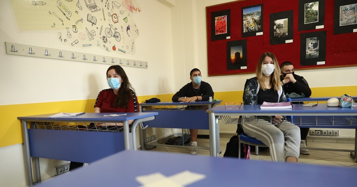 Δημήτρης Νατσιός : Είμαστε δάσκαλοι και όχι λοιμωξιολόγοι.