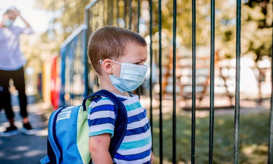 Αντιδρούν γονείς στη «δικτατορία της μάσκας»!