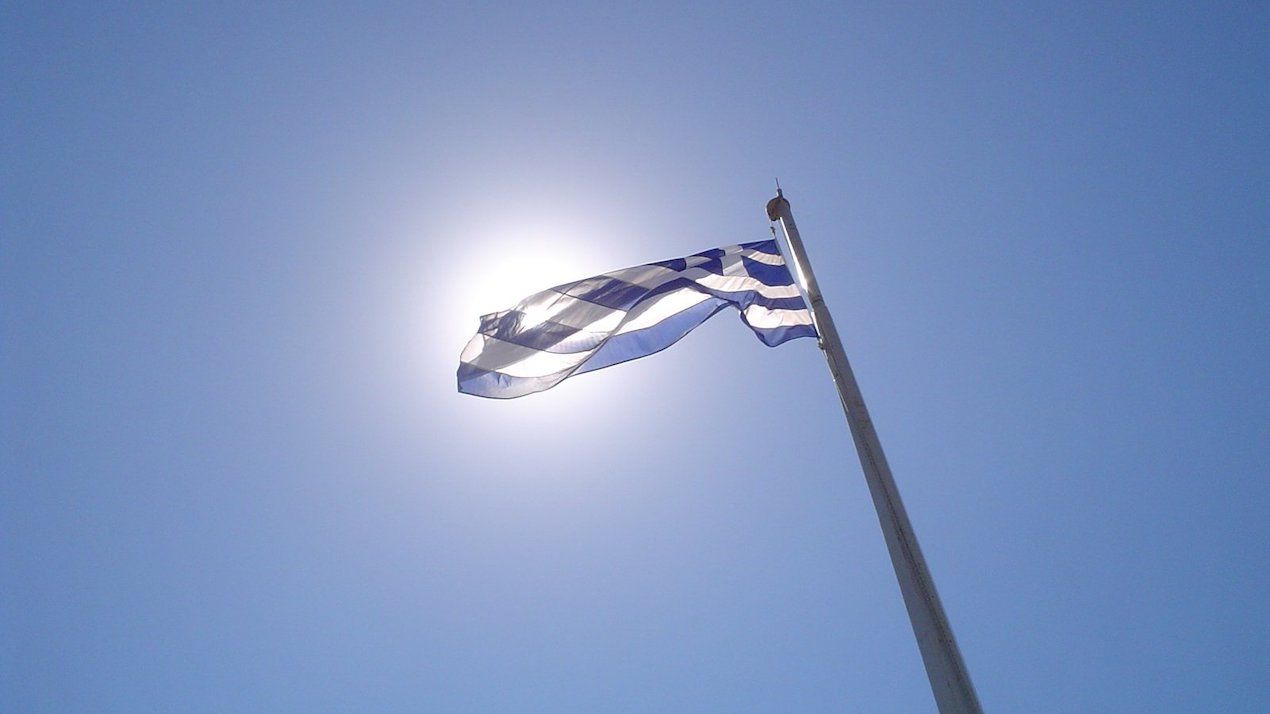 Ή θα φερθεί ως Έλληνας πρωθυπουργός ή θα πέσει