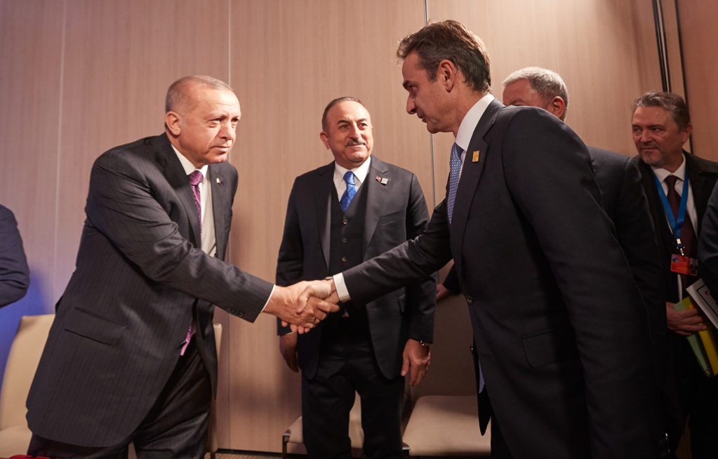 Πόπη Ζώη : Ανθρωποειδή Μεταμορφωμένα με Προβιά Προβάτου