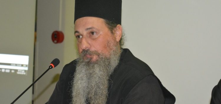 ΑΡΧΙΜ. ΠΑΪΣΙΟΥ ΠΑΠΑΔΟΠΟΥΛΟΥ : Εφόσον η Εκκλησία σημαίνεται εν τοις μυστηρίοις, και τα μυστήρια δια του Ιησού Χριστού εν Αγίω Πνεύματι ενεργούν την Χάριν του Θεού, την κοινή ενέργεια των…