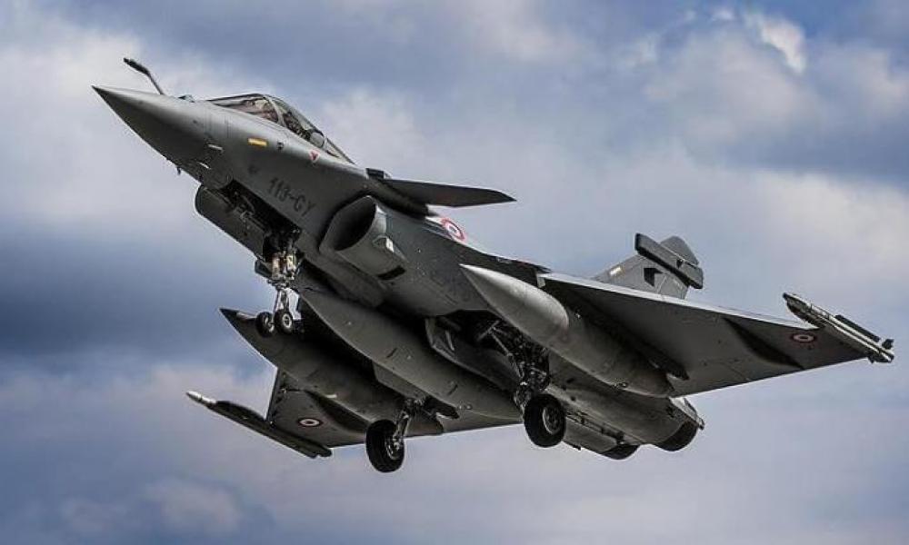 Φονικό μαχητικό για την ΠΑ: Τα Rafale θα ”φορτωθούν” & με τις βόμβες Hammer – Αλλάζουν όλα σε Αιγαίο-Α. Μεσόγειο
