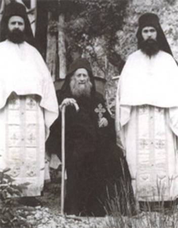 Άραγε θα υπάρξουν στο μέλλον άνθρωποι που να αξιωθούν τέτοιων μέτρων αγιότητος;