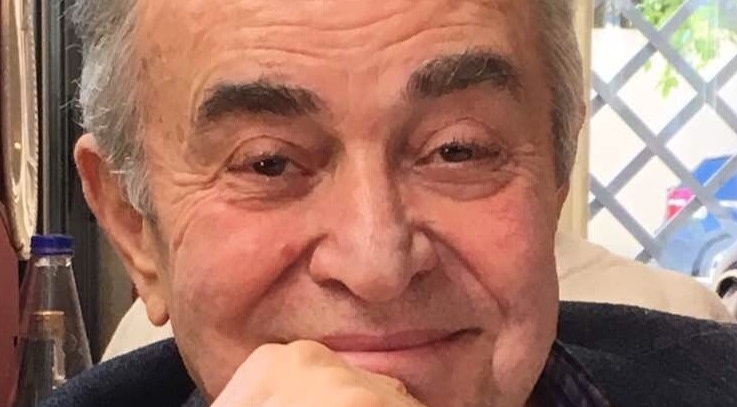 Παιδιά, Δάσκαλοι, Καθηγητές, Γονείς: Καλή Νέα Σχολική Χρονιά!  Εύχεται ο Καθηγητής Γιώργος Πιπερόπουλος
