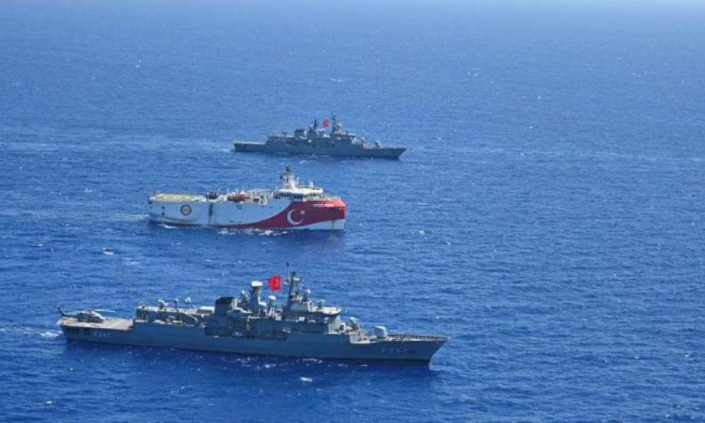 Εντός της παράνομα δεσμευμένης περιοχής το Oruc Reis – Πλέει στην ελληνική υφαλοκρηπίδα
