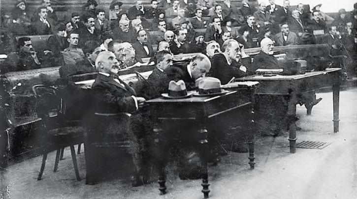 13/10/22 … Η δίκη των έξι.