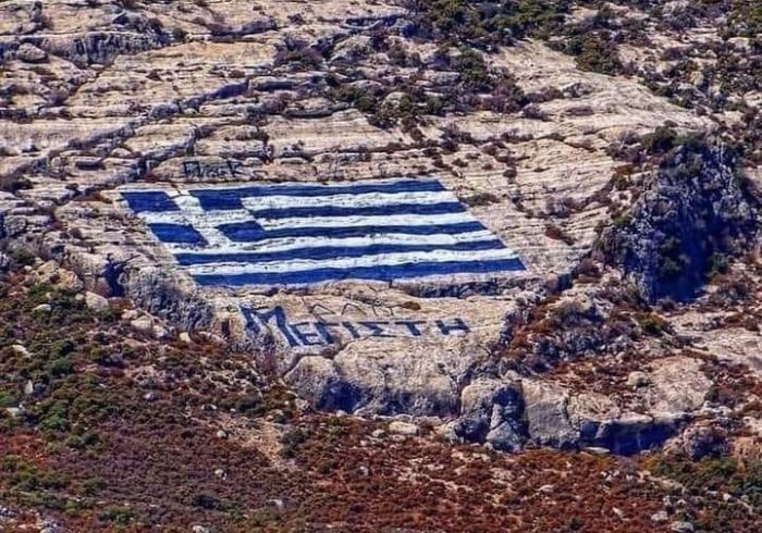Φ. Βόβολης: «Το θέμα ίωση έχει λήξει. Διαλύουν Πατρίδα και Θρησκεία»