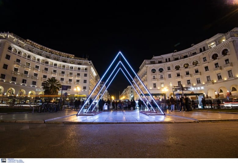 Ραχήλ Μακρή : Αυτό θα έχει για στολισμό η Θεσσαλονίκη για τα Χριστούγεννα . Φάτνη δεν θα έχει, όχι.