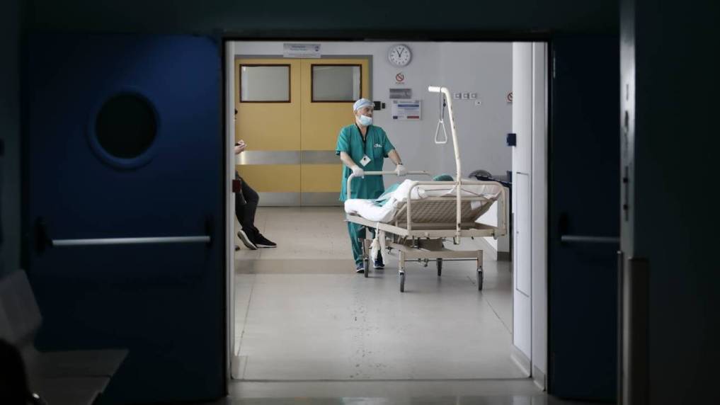 Έγκλημα των επιδημιολόγων στην Ελλάδα. Εισηγήθηκαν ν΄ανοίξουν τα σύνορα σε περίοδο αιχμής όταν η χώρα ήταν νο 1 τουριστικός προορισμός από …