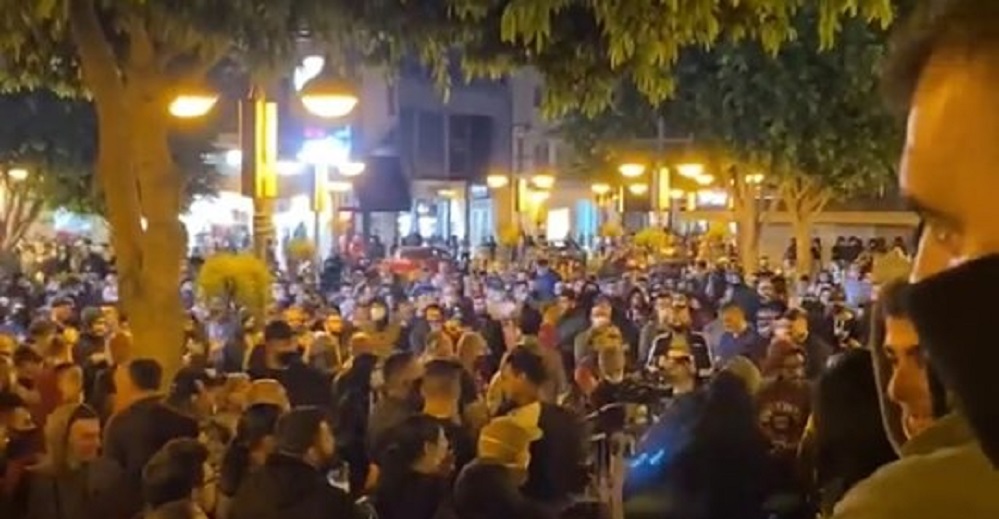 ΚΥΠΡΟΣ: Ξεσηκώθηκαν για τα μέτρα, χιλιάδες πολίτες στους δρόμους (ΦΩΤΟ + ΒΙΝΤΕΟ)