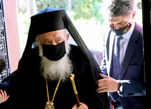 Πρόεδρος ΕΙΝΑΠ : ο Ιερώνυμος λαμβάνει την ίδια θεραπεία που έλαβε και ο Τραμπ.