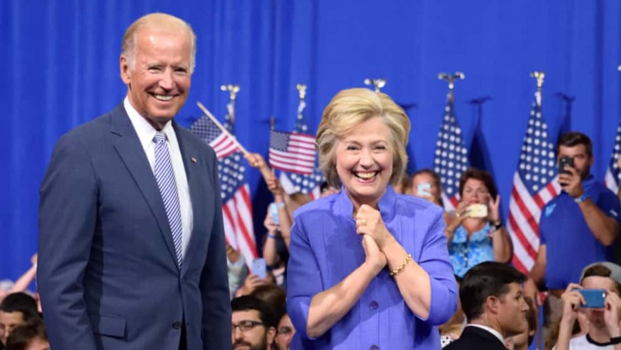 Οι διαφθαρμένες οικονομικά οικογένειες Biden και Clinton, με Antifa και Soros θα κυβερνήσουν ξανά τις ΗΠΑ – Οι υποκινητές της Αραβικής Άνοιξης ξανά στο προσκήνιο