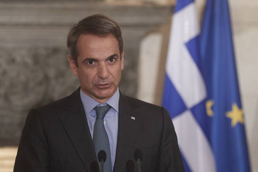 Για όλα φταίει ο λαός…