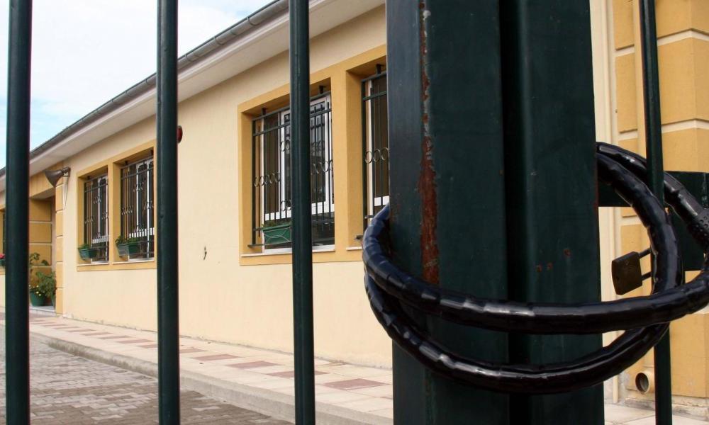 Οριστικό : Κλειστά τα σχολεία σε όλη την Ελλάδα – Τι ανακοίνωσε η Κεραμέως – Βίντεο
