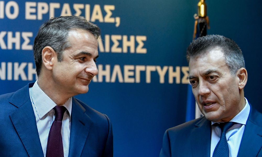 Αντώναρος για Μητσοτάκη: Νύχτα θα φύγει
