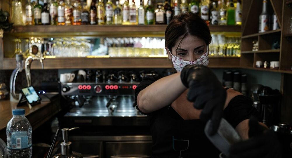 Κραυγή αγωνίας από εστίαση και μπαρ: «Μία στις τρεις επιχειρήσεις μπορεί να μην ανοίξει ξανά»
