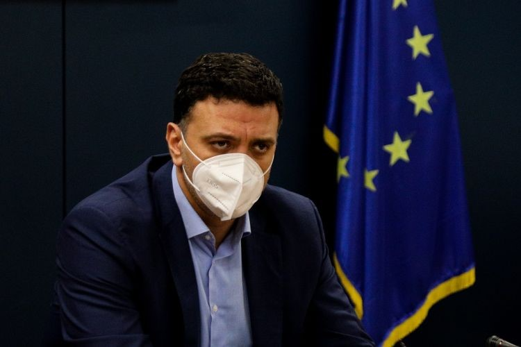 Μήπως τελικά είμαστε “δήθεν” ;