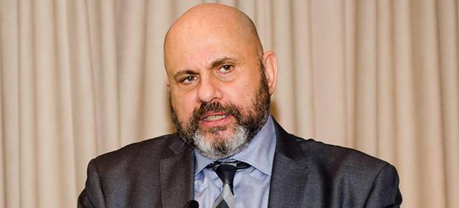Καθηγητής Κούβελας στο Iatronet: Να φέρουμε 10.000 δόσεις της “θεραπείας Τραμπ”