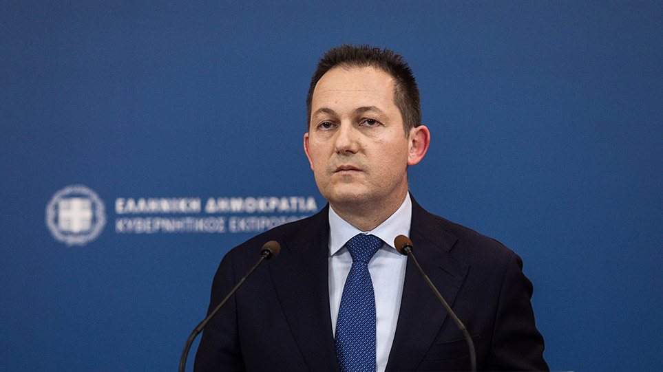 Πέτσας: Με click away το λιανεμπόριο – Ανοίγουν Δευτέρα κομμωτήρια και βιβλιοπωλεία