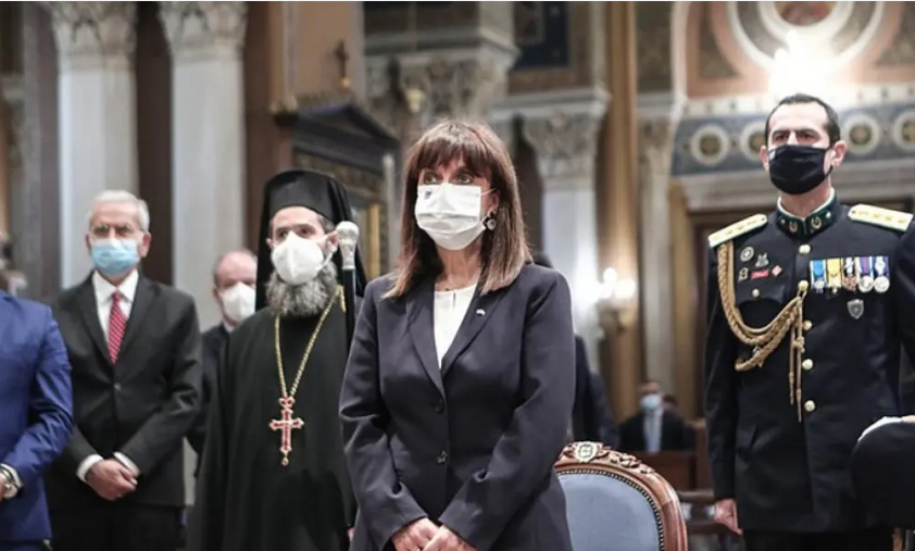 Η ισχύς των κρατών περνά μέσα από τον σεβασμό των συμβόλων και το τυπικό των δημόσιων τελετών