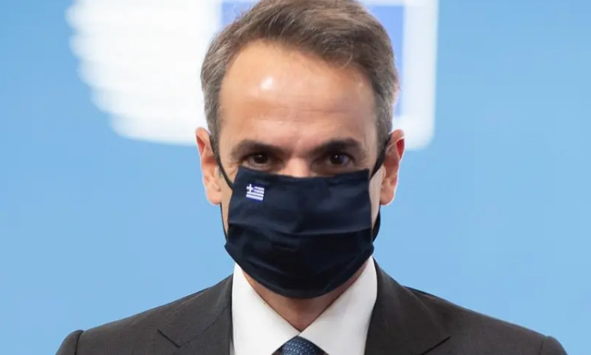 Δημήτρης Τζώρας : Μάσκα, Κούλη και εμβολιούλι