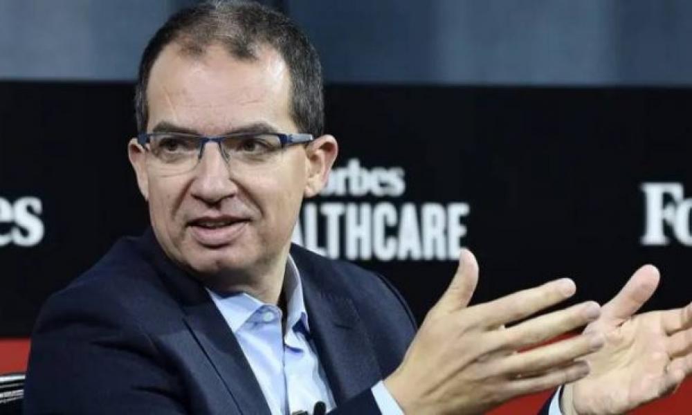 ”Βόμβα” από Moderna: Ο πλανήτης θα πρέπει να ζήσει με τον κορονοϊό «για πάντα»