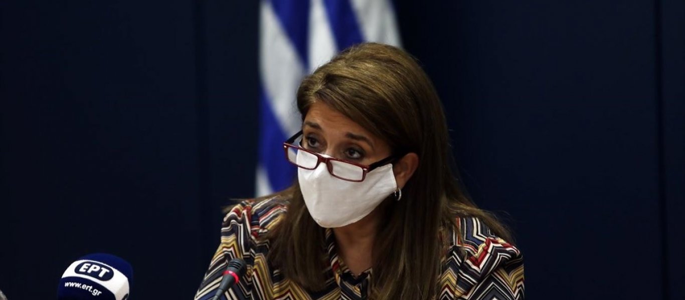 Β.Παπαευαγγέλου για τους θανάτους στη Νορβηγία μετά το εμβόλιο: «Ήταν… ηλικιωμένοι – Πρέπει να τους ενυδατώνουμε»!