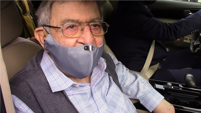 Καί ὁ Κωνσταντῖνος,ἔκανε τό ἐμβόλιο