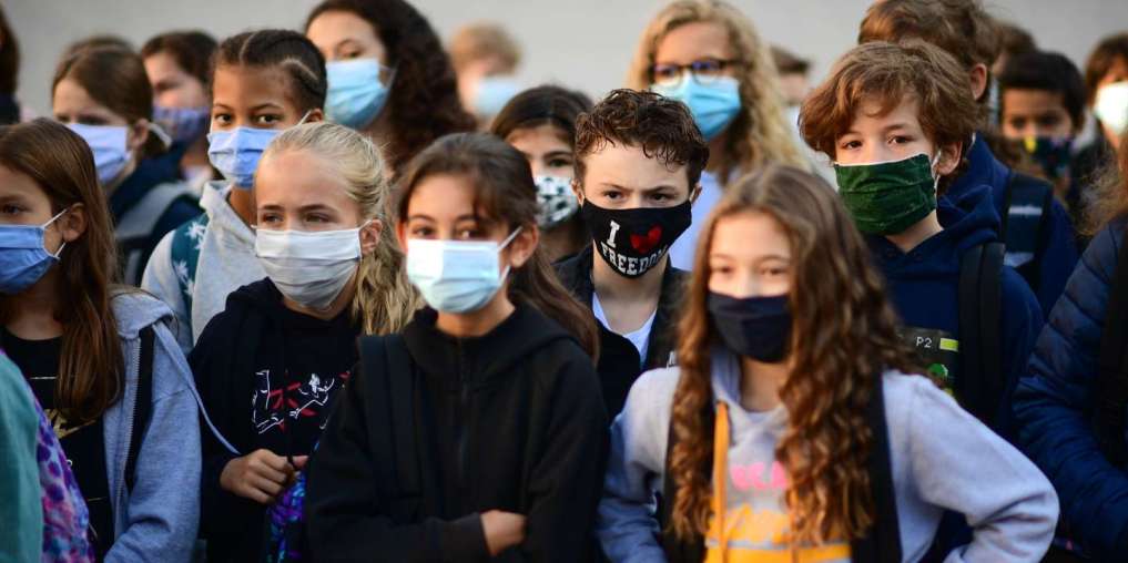 Θεσσαλονίκη: 15χρονος πήδηξε στο κενό από το 3ο όροφο του σχολείου .. όπως οι Γάλλοι φοιτητές εκπαραθυρώνονται στις εστίες.. Το lockdown έπαιξε κάποιο ρόλο;;;;;;