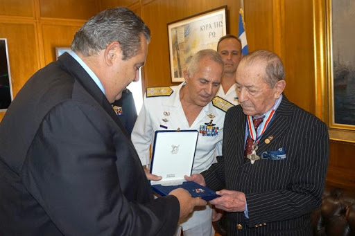 Ναι μεν, αλλά … εγώ προτιμώ τη δήλωση του Γέρου του Μωριά