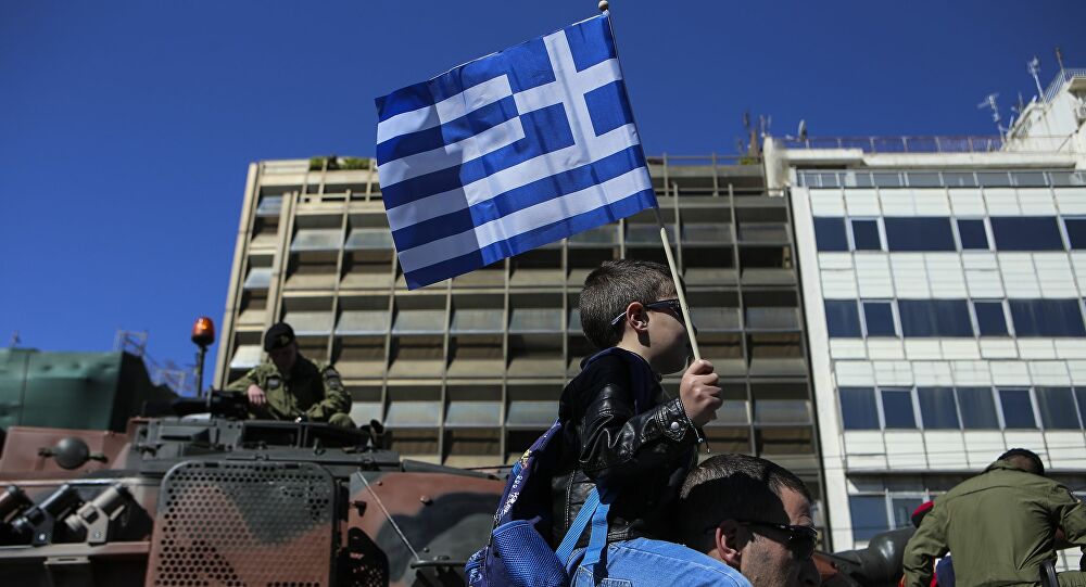 Εκδηλώσεις τιμής του 1821 σε πλατείες – «Θα βρεθούμε οι Έλληνες ενωμένοι κάτω από την σημαία μας»