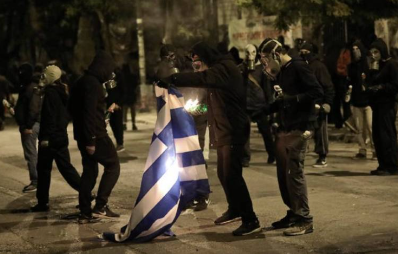 Με σύνθημα «να γίνουμε συνειδητά ΠΡΟΔΟΤΕΣ» οργανώνουν συγκέντρωση κατά του εορτασμού των 200 ετών από το 1821!