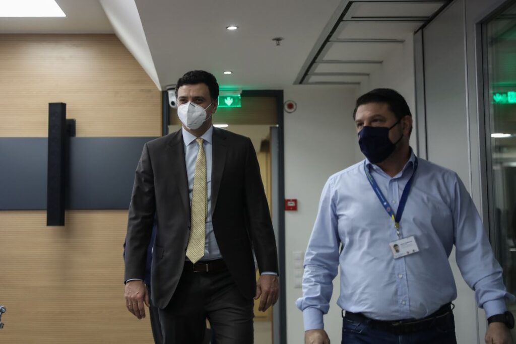 Χαλαρώνουν τα μέτρα με όρους – Οι «φυλακισμένοι» καλούνται να υπακούσουν, vid