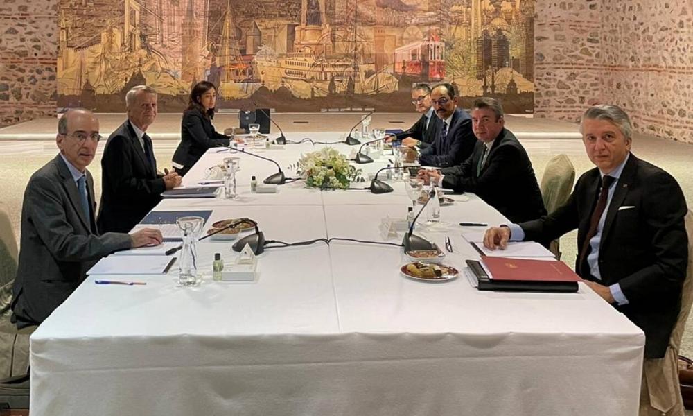 Στην Αθήνα σήμερα ο 62ος γύρος των διερευνητικών επαφών Ελλάδας – Τουρκίας: Υπό άκρα μυστικότητα η τοποθεσία – Η ”παγίδα” του Ερντογάν