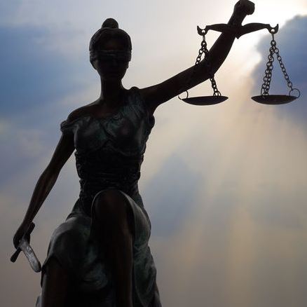 Παρέμβαση επιστημόνων για τα Ανθρώπινα Δικαιώματα – Ιδρύθηκε Διεπιστημονική Ένωση Υπεράσπισης της Δημοκρατίας και της Βιοηθικής