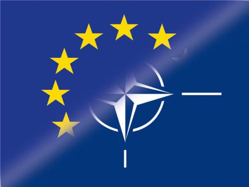 Η Ευρώπη καλείται στα όπλα κατά της Ρωσίας και της Κίνας